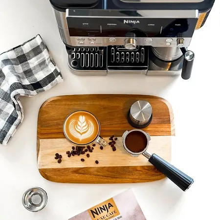 Sunset Balcony&espresso Station *