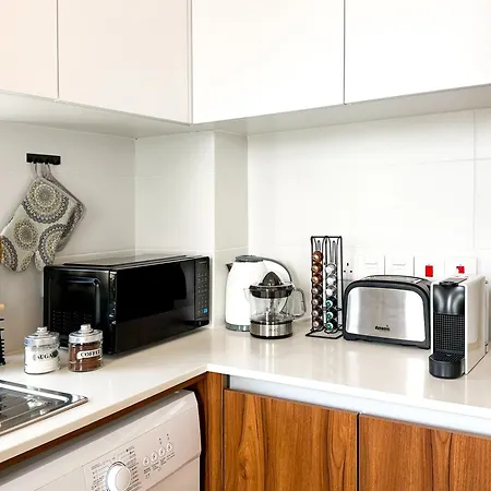 Sunset Balcony And Espresso Station Apartman Lárnaka